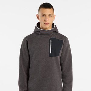 BRAND NEW with tags Arc'teryx Men's Covert Pullover Hoody - Orca color, size L!